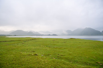 适合跑步发朋友圈的文案短句 开始坚持跑步发的说说