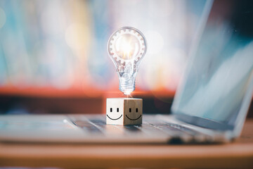 适合跑步发朋友圈的文案短句 开始坚持跑步发的说说