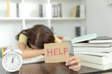 适合跑步发朋友圈的文案短句 开始坚持跑步发的说说