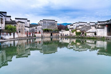 适合跑步发朋友圈的文案短句 开始坚持跑步发的说说